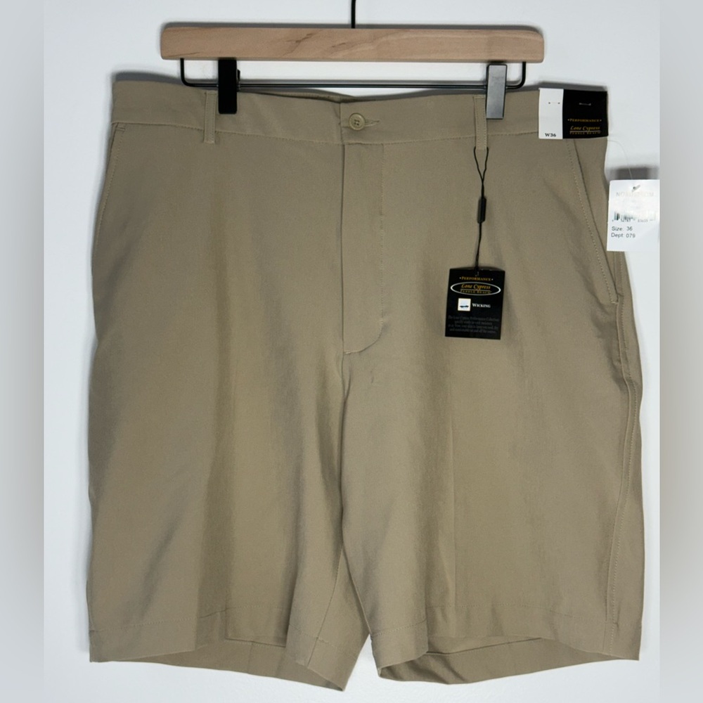 Lone Cypress Pebble Beach Men’s Khaki Flat-Front Shorts